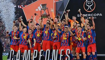 Barcelona vs Real Madrid (02:00 – 12/01) | Xem lại trận đấu